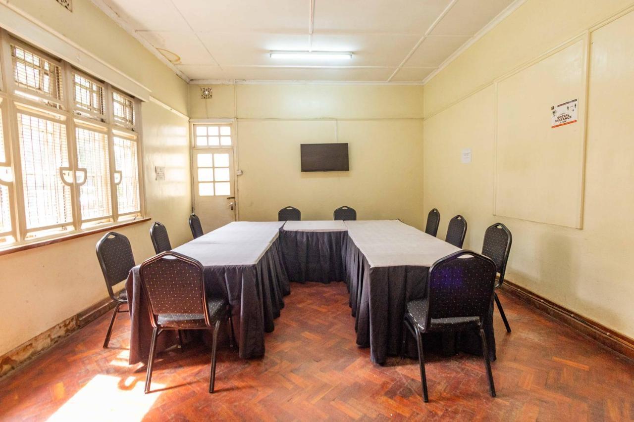 Impala Hotel Parklands Nairobi Exterior photo